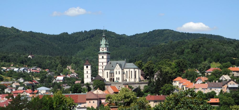 MESTSKÝ HRAD OTVORENÝ AJ V PONDELOK !