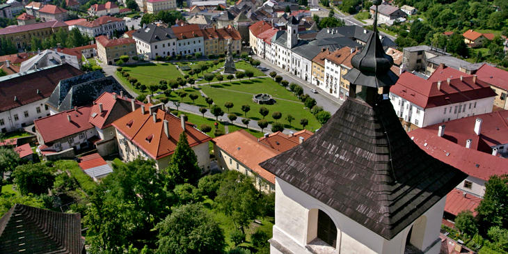 Štefánik square - the main square in Kremnica