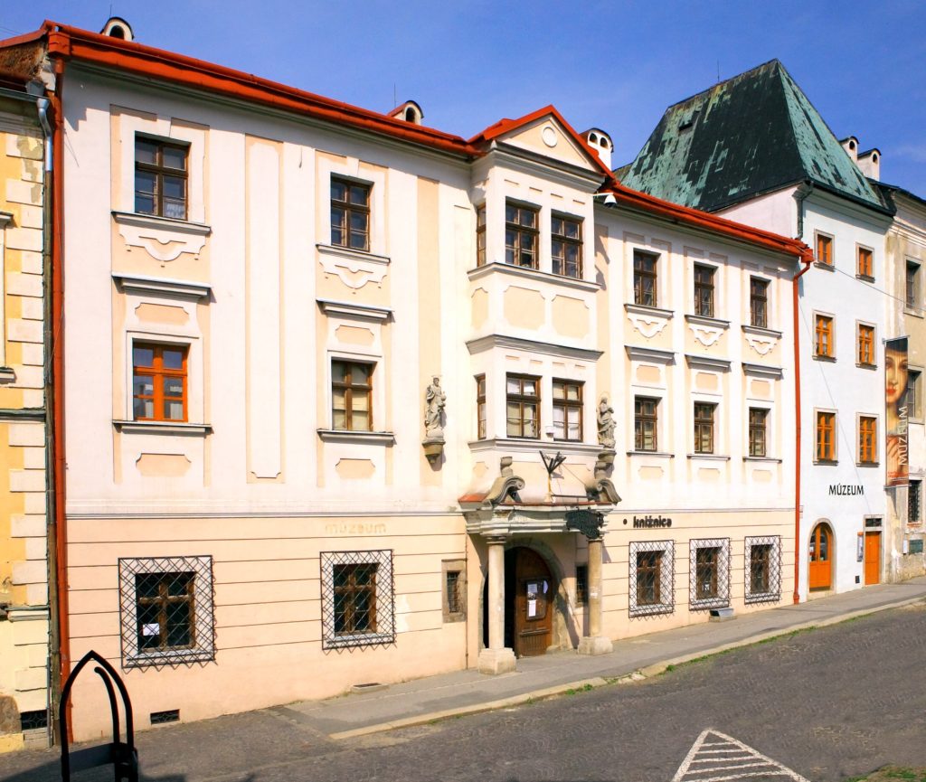 Meštiansky dom a galéria zatvorené.