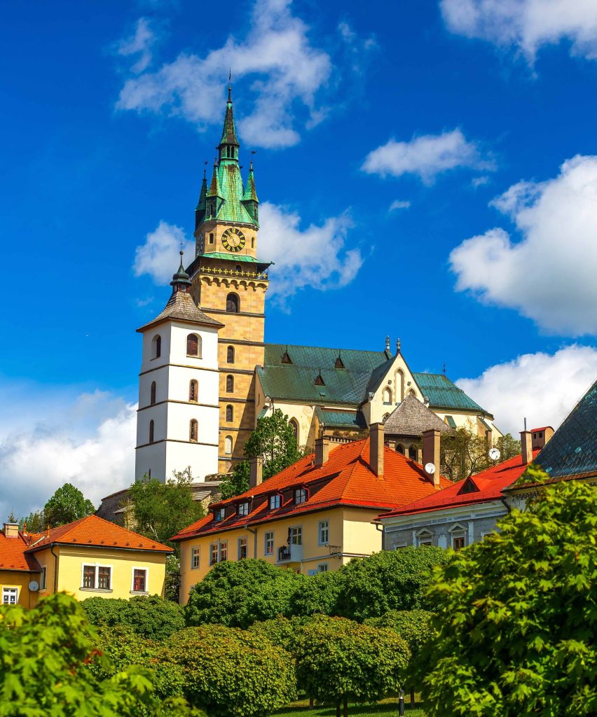 Obnova Kostola sv. Kataríny naberá po zime nový dych.